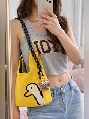 DUCKY MINI KNOT WRISTLET BAG KNIT PURSE CUTE NOVELTY Y2K TREND